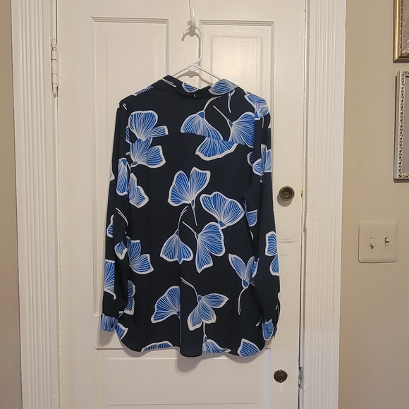 CAbi Black and Blue Floral Button Down Shirt - Picture 2 of 4